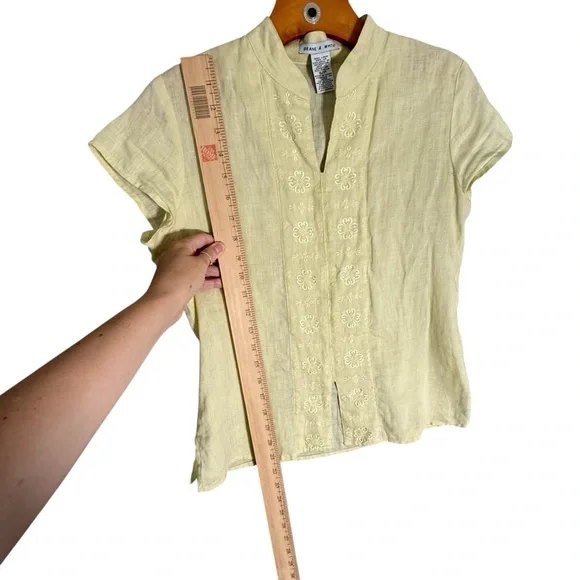 Deane + White 100% Linen Butter Yellow Short Sleeve Embroidered Top Cottagecore - Picture 3 of 7